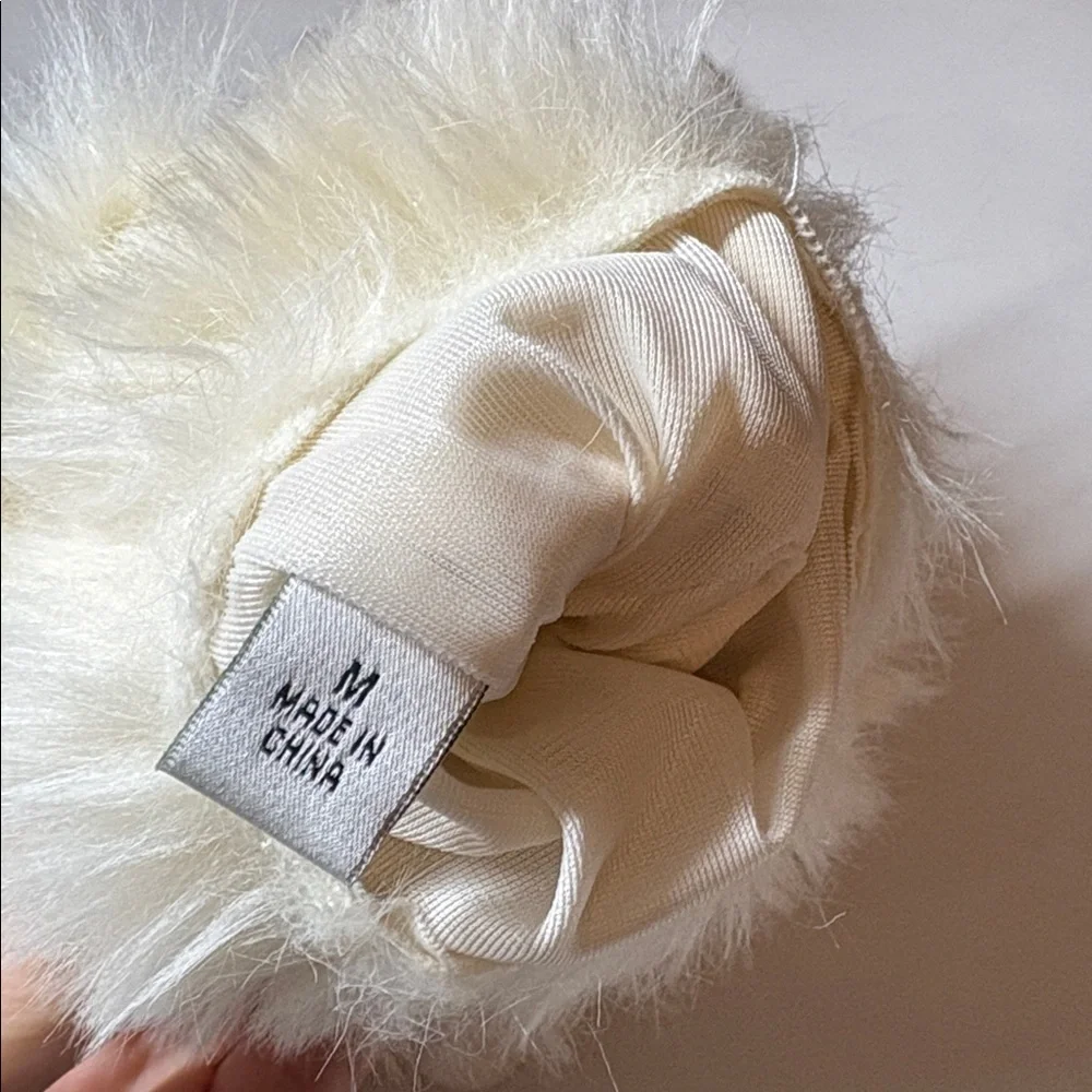 Coldwater Creek Ivory Poly Faux Fur decorated Long Gloves Medium